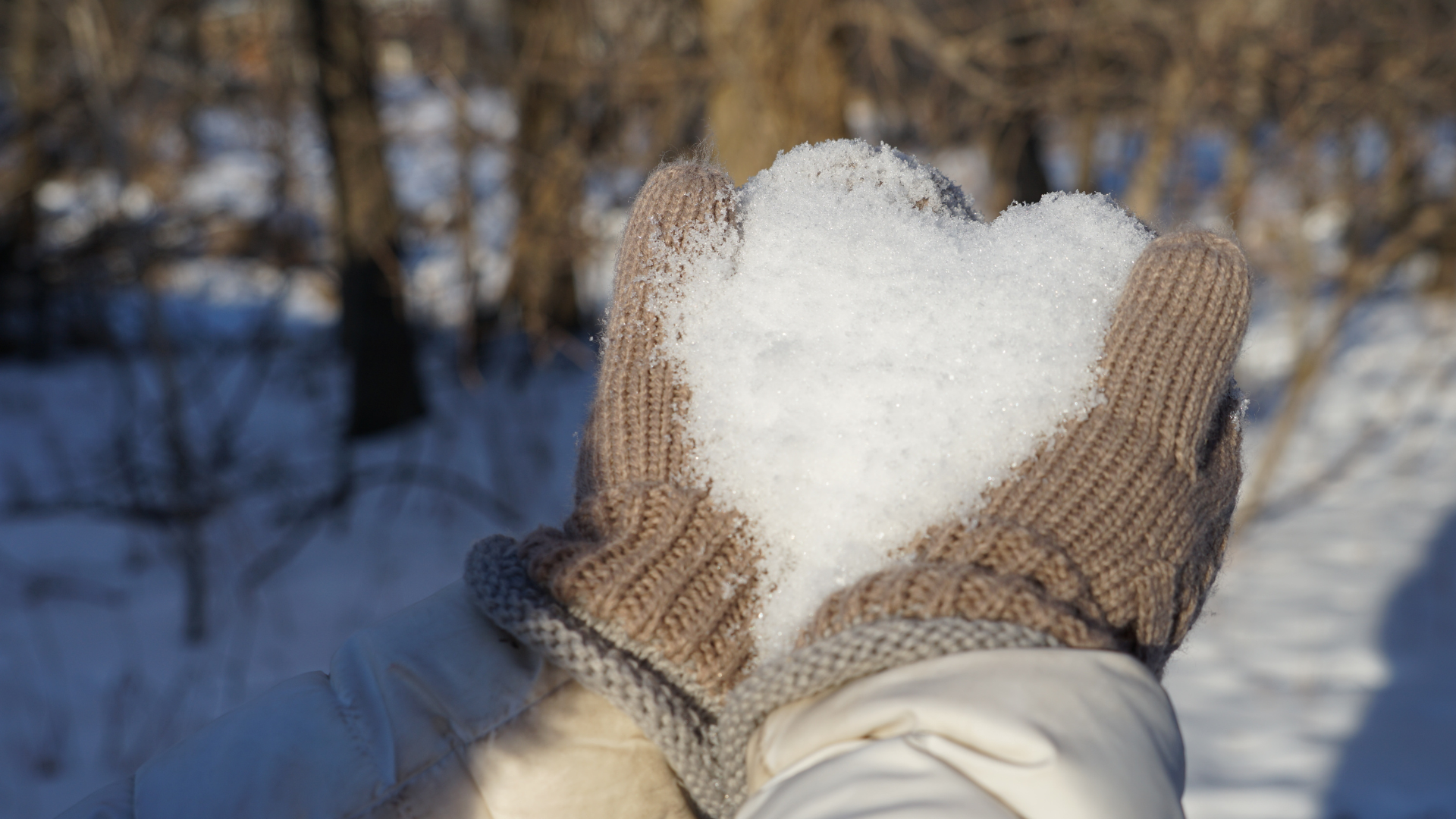 heart-shaped snowball