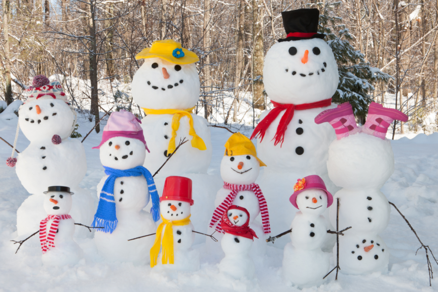 family of snowpeople